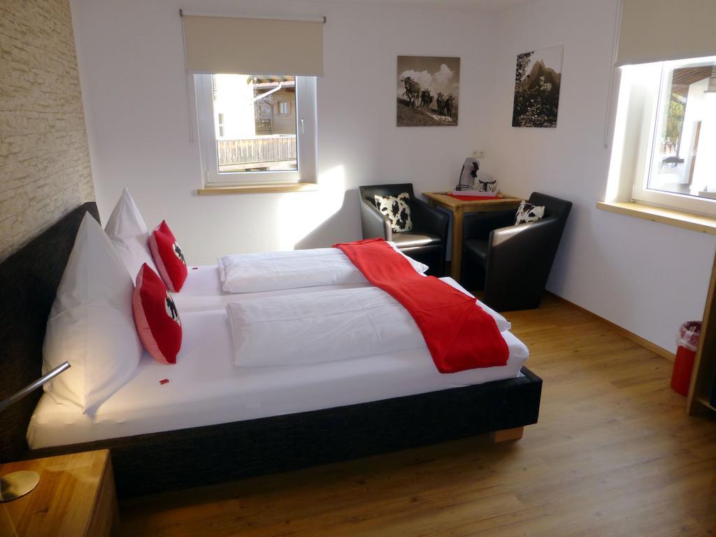 Hotel Engel Оберстдорф Екстериор снимка