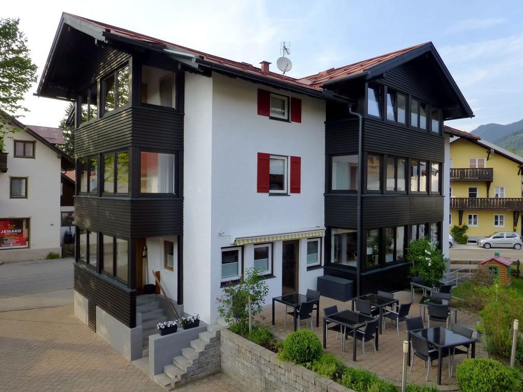 Hotel Engel Оберстдорф Екстериор снимка